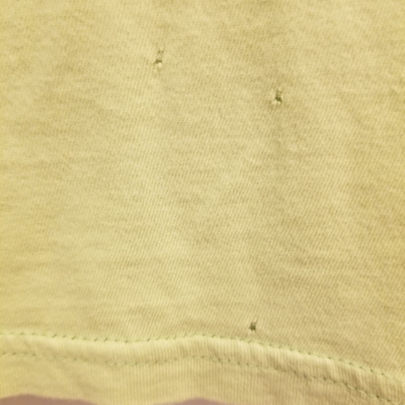 Hollister 22 Shirt - Picture 3 of 3